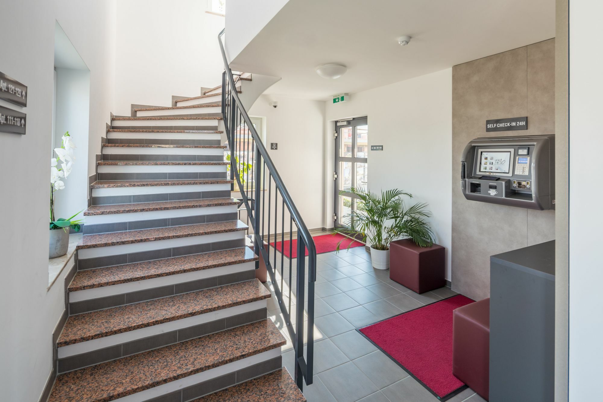 Trio Apartment Hotel Berlin Exterior photo