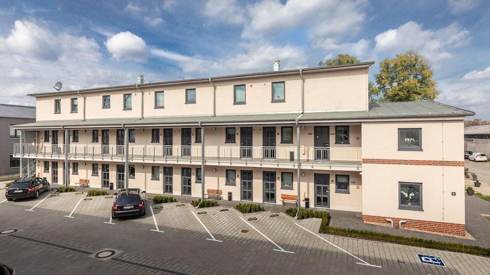 Trio Apartment Hotel Berlin Exterior photo
